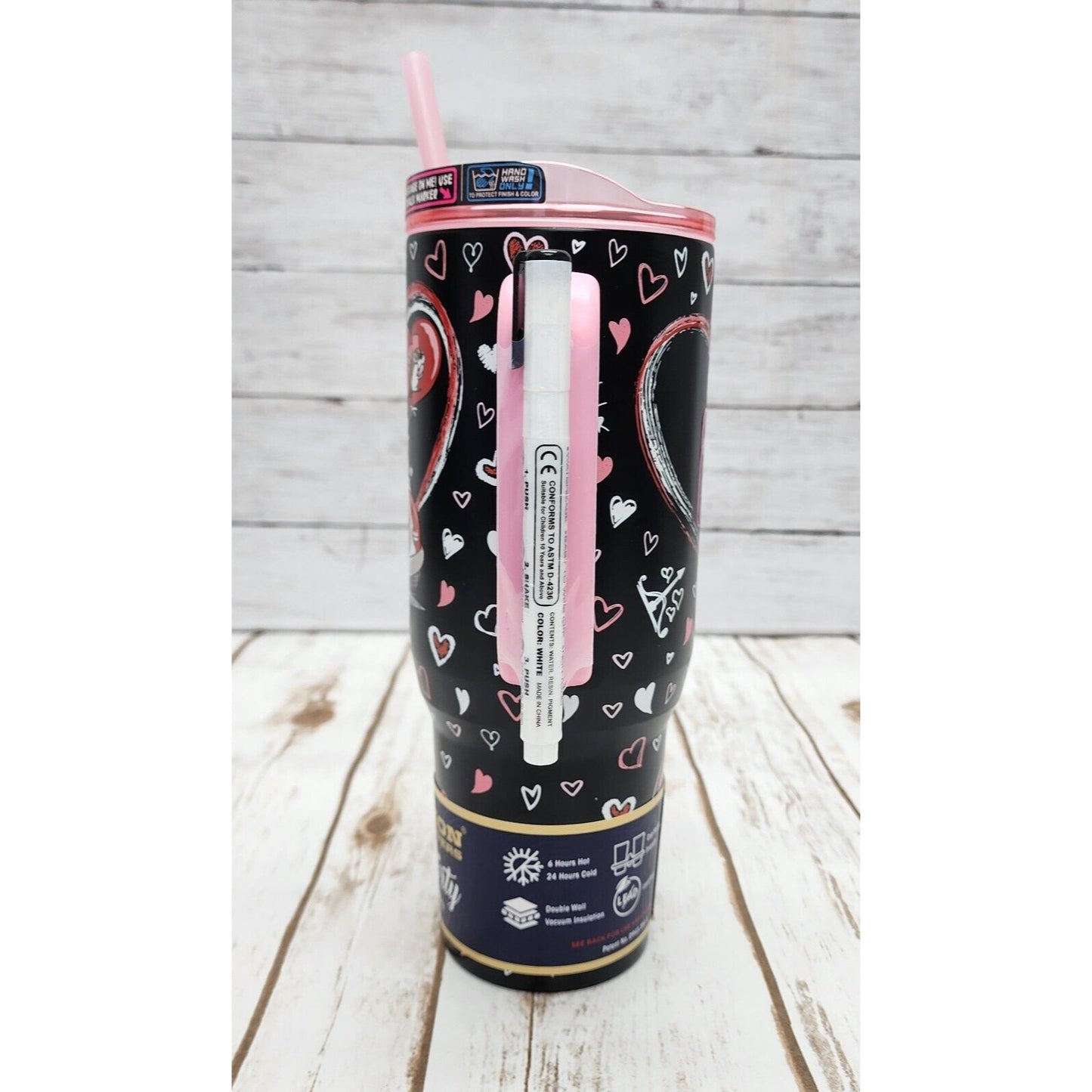 2025 Buc-ee's Valentines Day "Love Is In The Air" 40oz Tumbler Bucees
